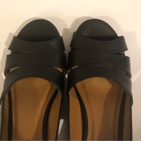 Comfortiva Black Wedge Strap Sandal NWOT - Picture 3 of 14